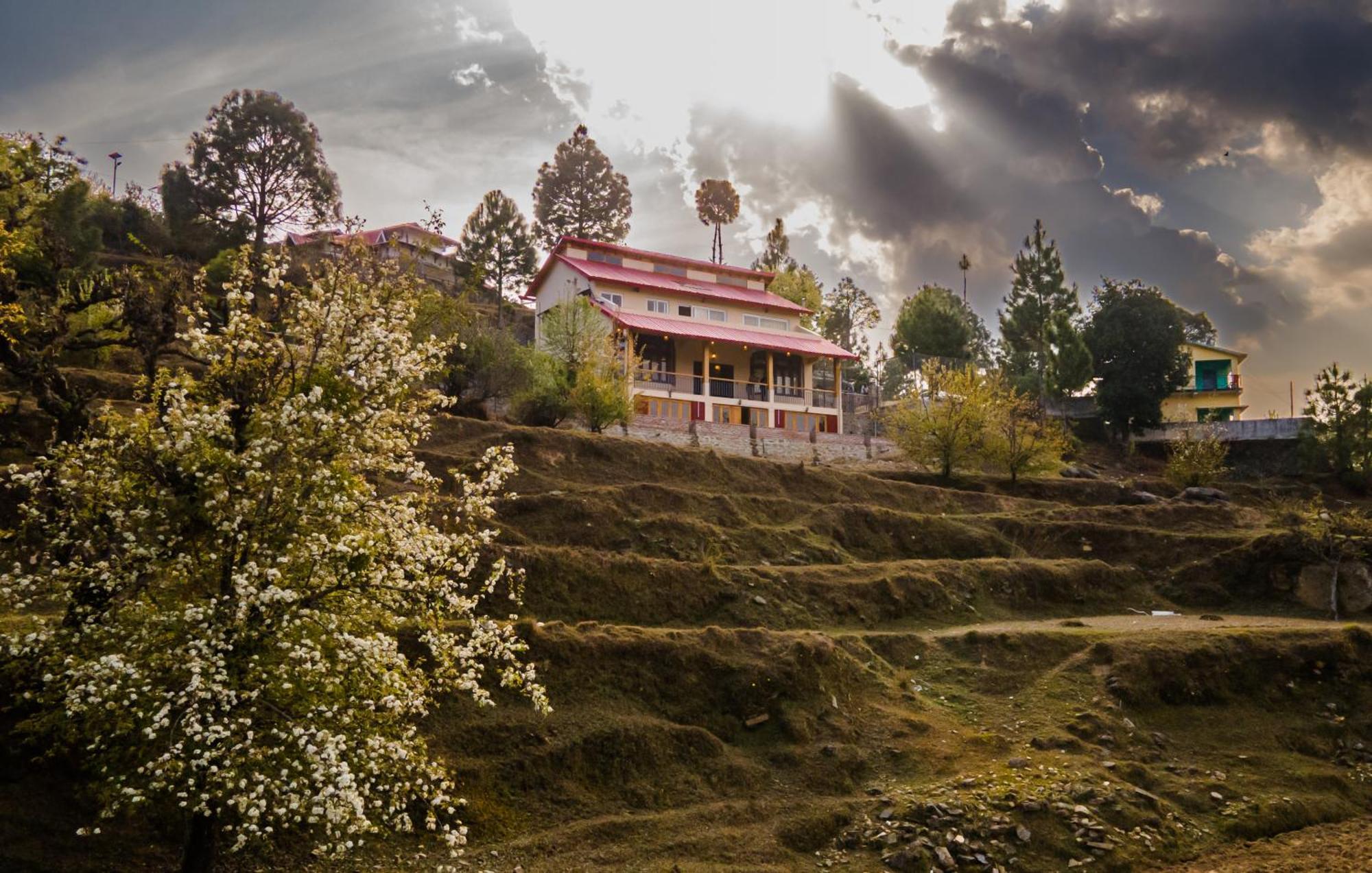 Little Frida- The Dak Bungalows Mukteshwar Luaran gambar